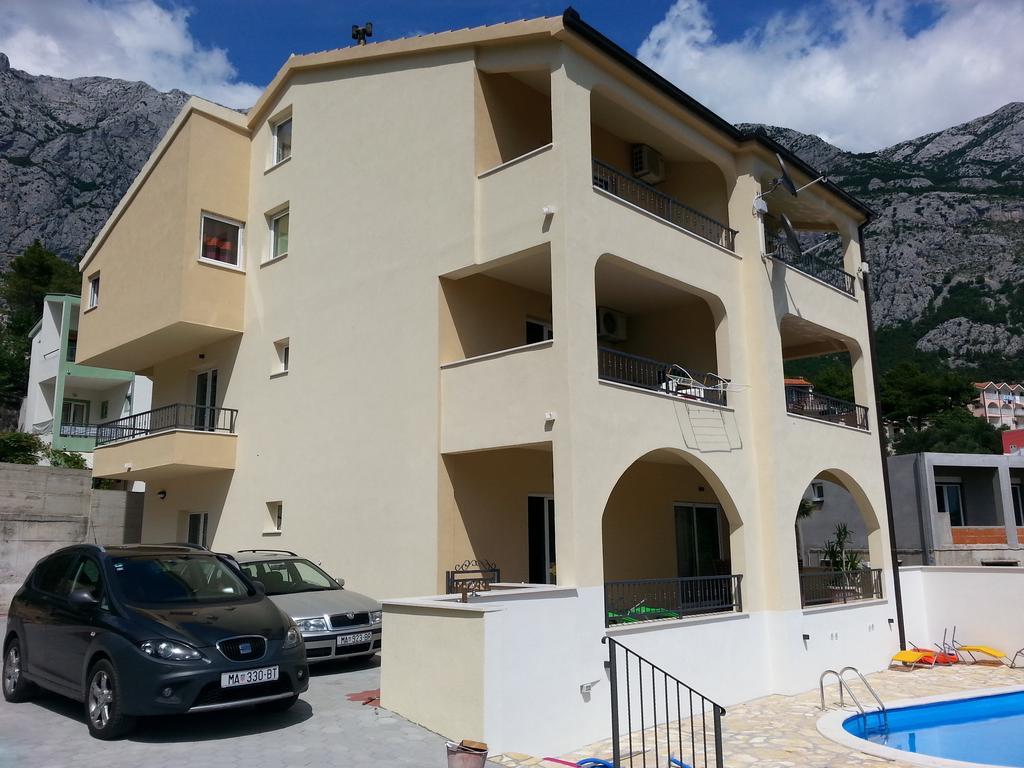 Apartments Fiona - Away From City Crowds Макарска Номер фото